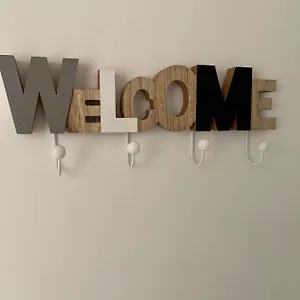 Flat In Centre - 5 Mins From Old Town And Train Station Apartament